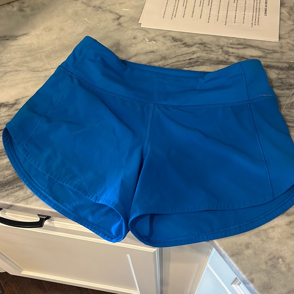 Lululemon speed shorts size 6